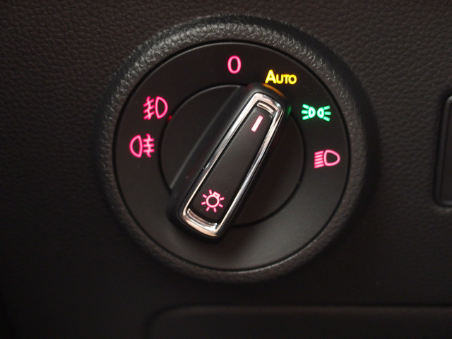 Seat Ateca 1.5 TSI Style Business Intense TREKHAAK   KEYLESS   FULL LED   CAMERA   NAVI   CLIMA   PDC   NL-AUTO