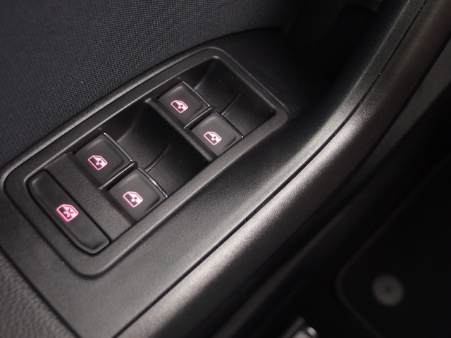 Seat Ateca 1.5 TSI Style Business Intense TREKHAAK   KEYLESS   FULL LED   CAMERA   NAVI   CLIMA   PDC   NL-AUTO