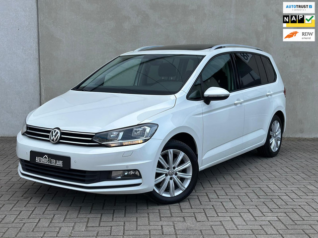 volkswagen-touran-1.2-tsi-highline-7p-carplay-acc-trekh-climate