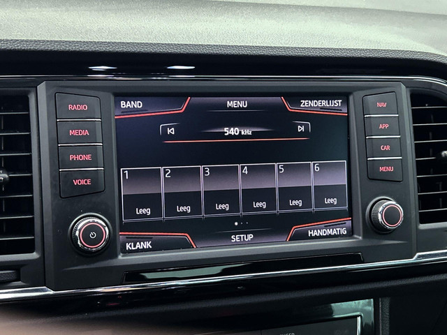 Seat Ateca 1.4 EcoTSI Xcellence Automaat | Trekhaak | Adaptive Cruise Control | Stoelverwarming | Navigatie
