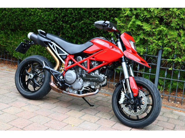 Ducati Hypermotard 796 ABS