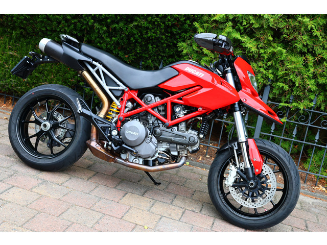 Ducati Hypermotard 796 ABS