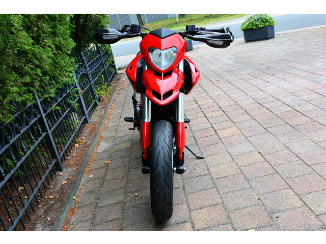 Ducati Hypermotard 796 ABS