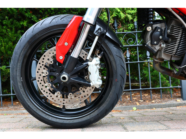 Ducati Hypermotard 796 ABS