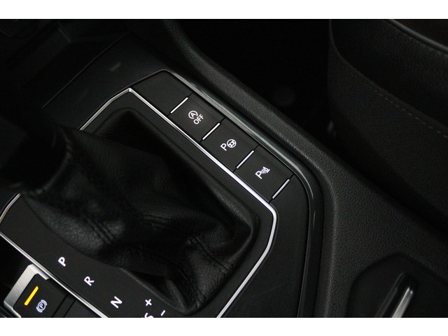 Seat Tarraco 1.5 TSI Xcellence (PANORAMADAK, ACHTERUITRIJCAMERA, PARKEERSENSOREN, NAVIGATIE, CRUISE ADAPTIEF, GOED ONDERHOUDEN)