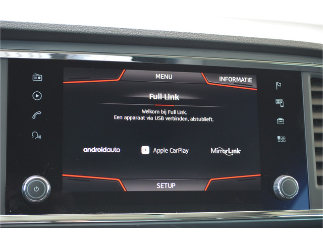 Seat Ateca 1.0 EcoTSI Virtual Cockpit | Carplay | a.Camera | LED koplampen | Metallic zwart | Getint glas | Climate | Cruise | LMV