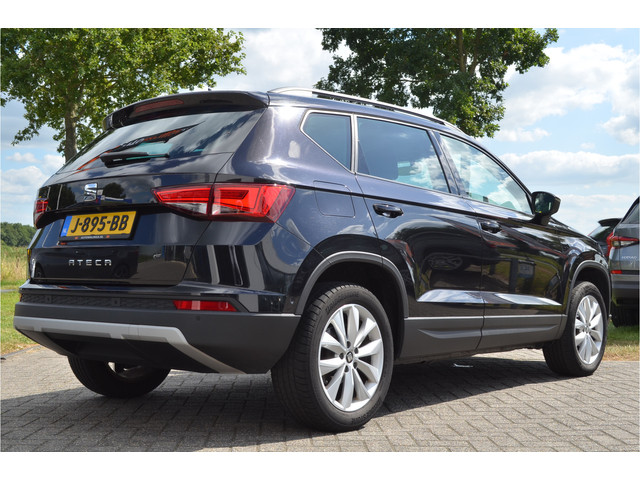 Seat Ateca 1.0 EcoTSI Virtual Cockpit | Carplay | a.Camera | LED koplampen | Metallic zwart | Getint glas | Climate | Cruise | LMV