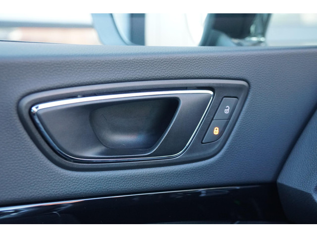 Seat Ateca 2.0 TSI FR 4DRIVE Business Intense *INCL BTW* + PANODAK   360° CAMERA   DODEHOEKDETECTIE   BEATS