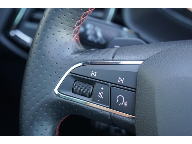 Seat Ateca 2.0 TSI FR 4DRIVE Business Intense *INCL BTW* + PANODAK   360° CAMERA   DODEHOEKDETECTIE   BEATS