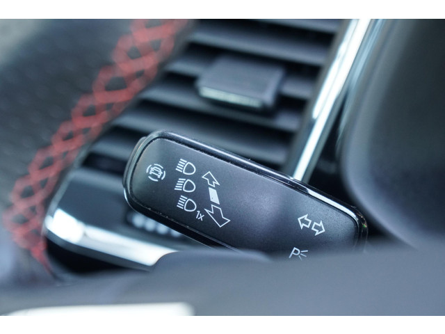 Seat Ateca 2.0 TSI FR 4DRIVE Business Intense *INCL BTW* + PANODAK   360° CAMERA   DODEHOEKDETECTIE   BEATS