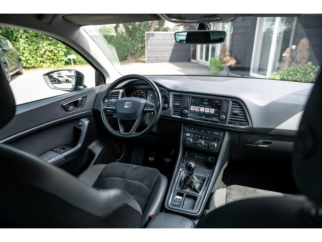 Seat Ateca 1.0 EcoTSI Style Business Intense Adaptive Cruise I Climate I Carplay I Android I Stoelverwarming I Parkeerhulp I BTW