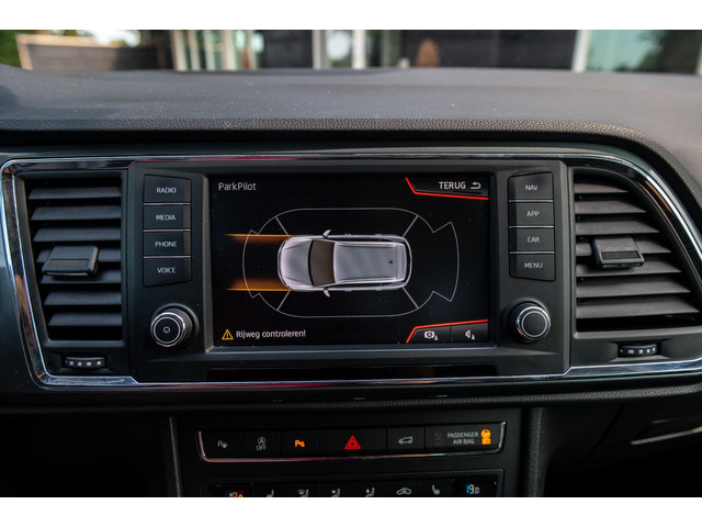 Seat Ateca 1.0 EcoTSI Style Business Intense Adaptive Cruise I Climate I Carplay I Android I Stoelverwarming I Parkeerhulp I BTW