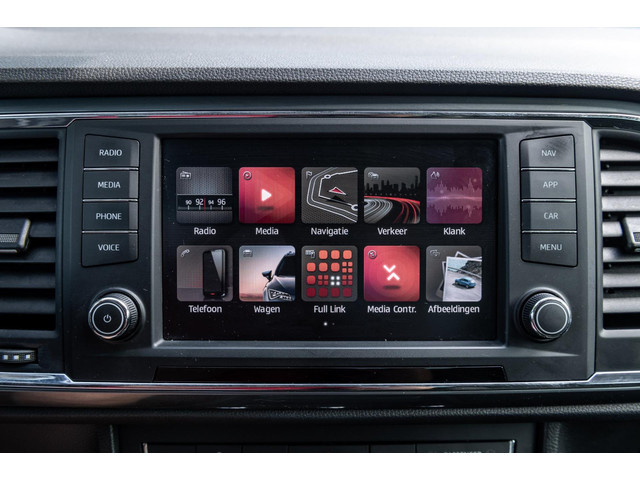 Seat Ateca 1.0 EcoTSI Style Business Intense Adaptive Cruise I Climate I Carplay I Android I Stoelverwarming I Parkeerhulp I BTW