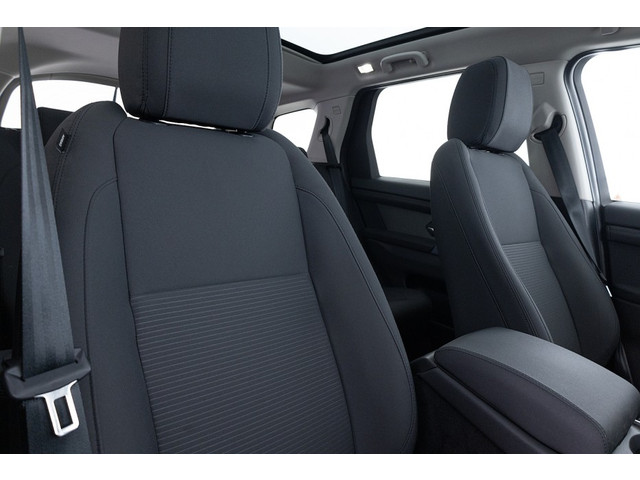 Land Rover Discovery Sport P300e 1.5 R-Dynamic SE PHEV Automaat | PANORAMA | Camera ✅ 1e Eigenaar