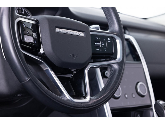 Land Rover Discovery Sport P300e 1.5 R-Dynamic SE PHEV Automaat | PANORAMA | Camera ✅ 1e Eigenaar