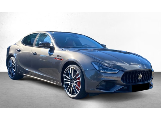 maserati-ghibli-3.8-v8-trofeo-581-pk-acc-schuifdak-carbon-360-camera-stoelkoeling