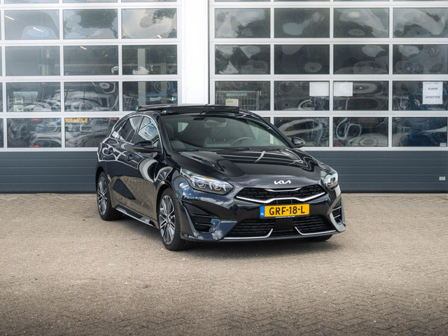 kia-proceed-1.5-t-gdi-gt-plusline---automaat---pano-dak---18-velgen---clima---cruise---gt-interieur