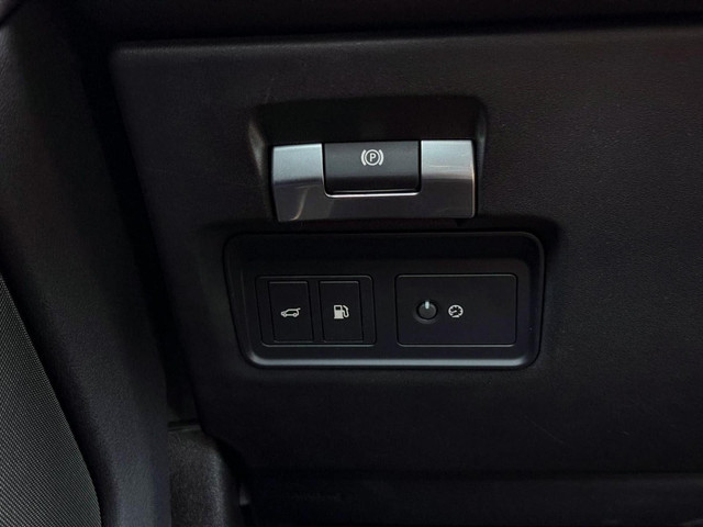 Land Rover Range Rover Evoque 1.5 P300e AWD R-Dynamic SE 309 pk, Leder, 360° camera, ACC, Meridian, Dealer onderhouden, Garantie