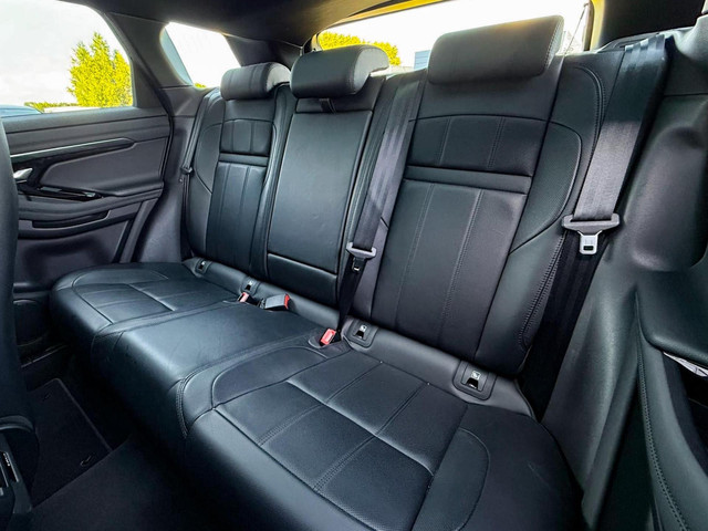 Land Rover Range Rover Evoque 1.5 P300e AWD R-Dynamic SE 309 pk, Leder, 360° camera, ACC, Meridian, Dealer onderhouden, Garantie