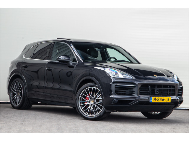 porsche-cayenne-3.0-e-hybrid-sport-design--pano--luchtvering--head-up--bose--btw