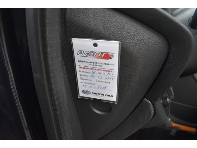 Ford Kuga 1.5 Titanium '16 SLÉCHTS 80DKM NIEUWSTAAT!