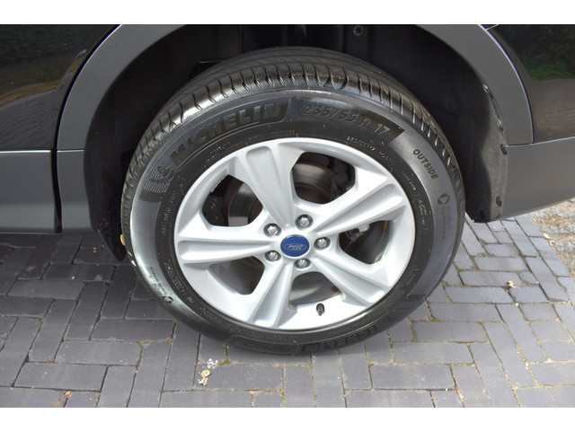Ford Kuga 1.5 Titanium '16 SLÉCHTS 80DKM NIEUWSTAAT!
