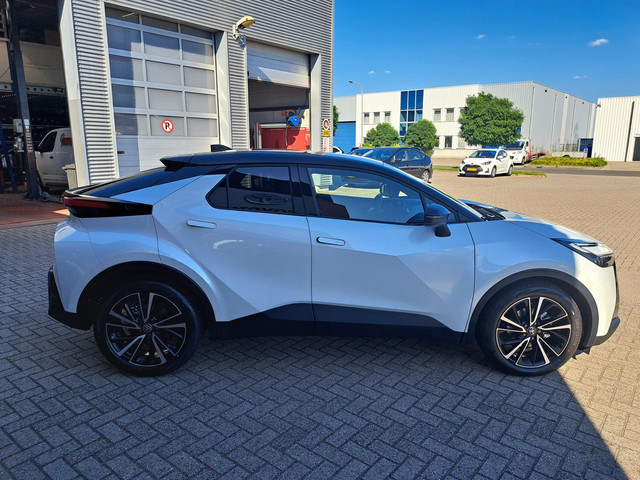 toyota-c-hr-1.8-hybrid-140-executive-jbl-audio-elek.-stoel--geheugen-elek.-achterklep-navi