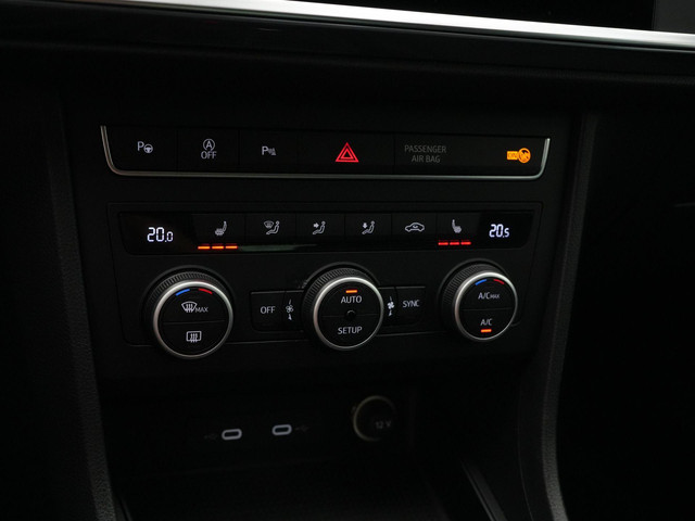 Seat Ateca 1.5 TSI 150 pk Style Business Intense | Trekhaak | Leder alcantara | Navigatie | Stuur- stoelverwarming | Achteruitrijcamera