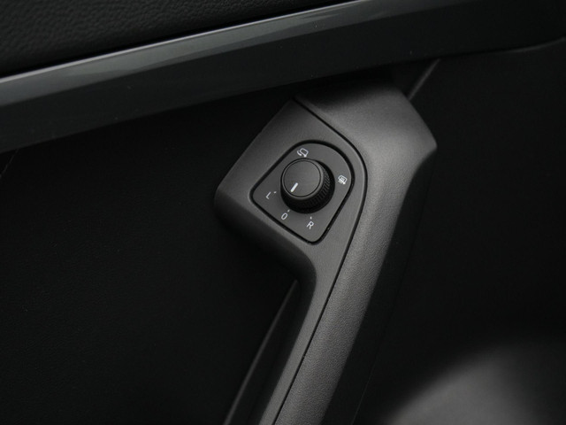 Seat Ateca 1.5 TSI 150 pk Style Business Intense | Trekhaak | Leder alcantara | Navigatie | Stuur- stoelverwarming | Achteruitrijcamera