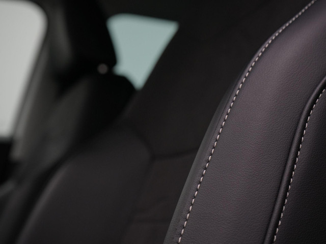 Seat Ateca 1.5 TSI 150 pk Style Business Intense | Trekhaak | Leder alcantara | Navigatie | Stuur- stoelverwarming | Achteruitrijcamera