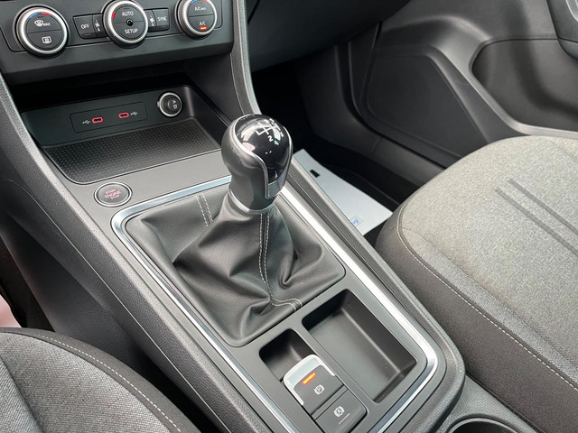 Seat Ateca 1.5 TSI Style Business Intense Nieuw Model NL.Auto 1800kg,trekgewicht Camera Full Led 1Ste Eigenaar Dealer Onderhouden