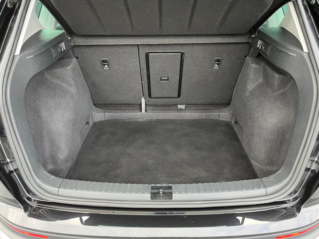 Seat Ateca 1.5 TSI Style Business Intense Nieuw Model NL.Auto 1800kg,trekgewicht Camera Full Led 1Ste Eigenaar Dealer Onderhouden