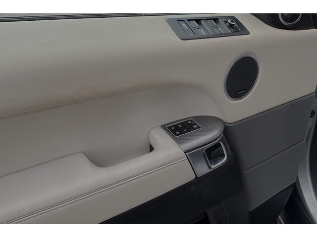 Land Rover Range Rover Sport 4.4 SDV8 Autobiography Dynamic 21 PANO REAR SEAT ENTERTAINMENT