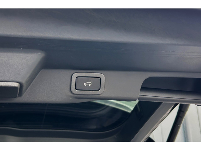Land Rover Range Rover Sport 4.4 SDV8 Autobiography Dynamic 21 PANO REAR SEAT ENTERTAINMENT