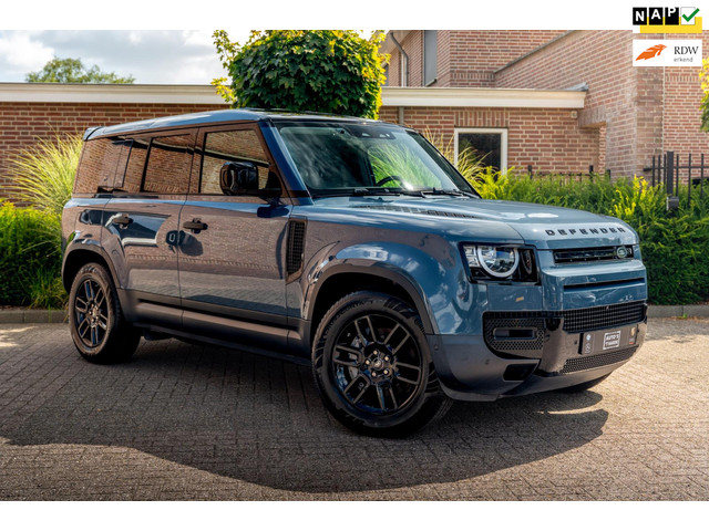 land-rover-defender-3.0-p400-110-s-5-persoons-luchtvering-trekhaak-led-camera-urban-19--