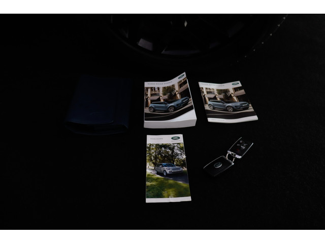 Land Rover Range Rover Evoque 2.0 P300 AWD R-Dynamic SE CAMERA | LANE.ASS | STOEL + STUUR VW | CARPLAY | MEM.STOELEN | FULL.LED