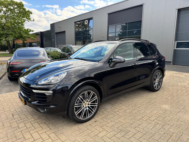porsche-cayenne-3.0-d-pano-trekhaak-volledig-onderhoudshistorie-