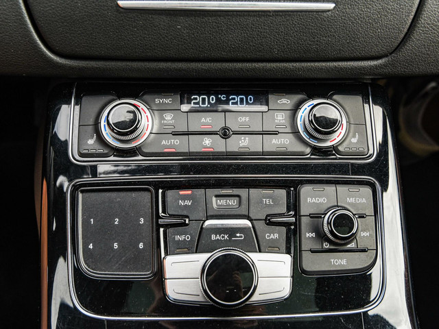 Audi A8 3.0 TDI quattro Pro Line+ Facelift Schuifdak Matrix LED Luchtvering Trekhaak Cruise Control Adaptief