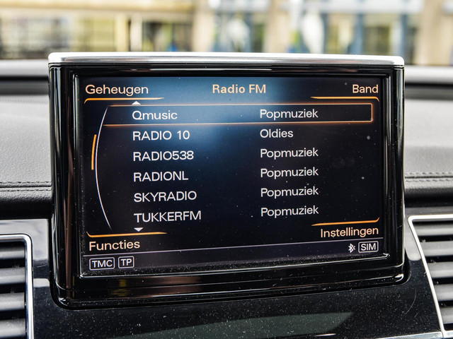 Audi A8 3.0 TDI quattro Pro Line+ Facelift Schuifdak Matrix LED Luchtvering Trekhaak Cruise Control Adaptief