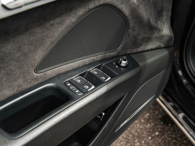 Audi A8 3.0 TDI quattro Pro Line+ Facelift Schuifdak Matrix LED Luchtvering Trekhaak Cruise Control Adaptief