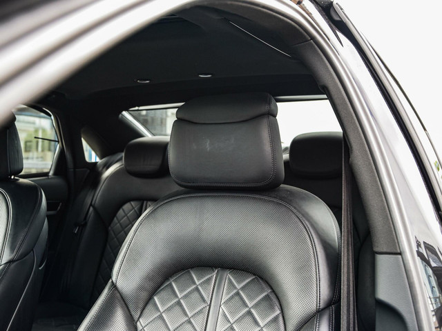 Audi A8 3.0 TDI quattro Pro Line+ Facelift Schuifdak Matrix LED Luchtvering Trekhaak Cruise Control Adaptief