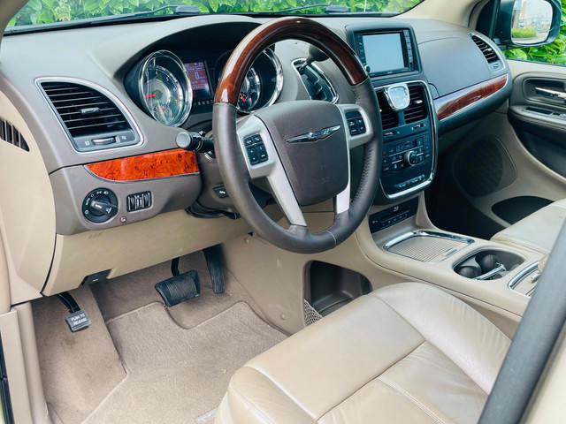 Chrysler Grand Voyager 3.6 V6Stow&Go .Limited 2XTV DVD