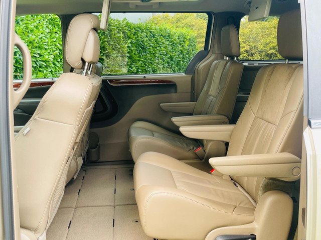 Chrysler Grand Voyager 3.6 V6Stow&Go .Limited 2XTV DVD