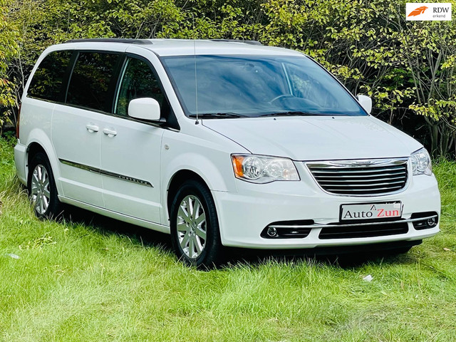 chrysler-grand-voyager-3.6-v6stowgo-limited-2xtv-dvdbij-2016