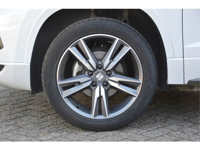 Seat Ateca 1.5 TSI FR AUTOMAAT | LED | CRUISE | VIRTUAL | KEYLESS | CLIMA | DAB | NAVI | ENZ