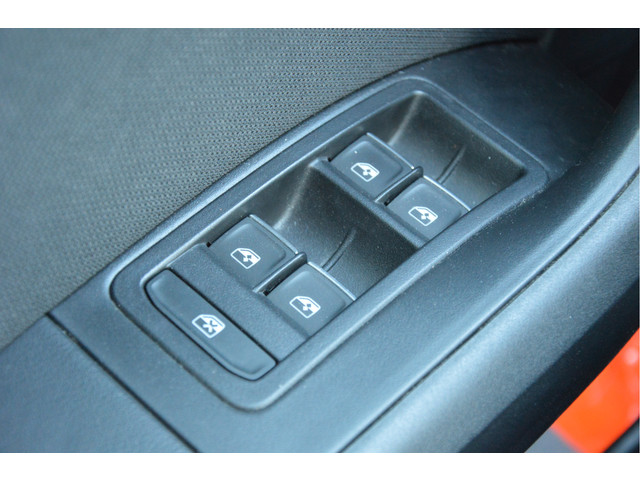 Seat Ateca 1.5 TSI FR AUTOMAAT | LED | CRUISE | VIRTUAL | KEYLESS | CLIMA | DAB | NAVI | ENZ