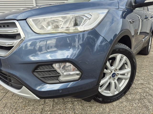 Ford Kuga 1.5 EcoBoost Titanium ,airco,cruise,applecarplay android,navigatie camera,parkeersensoren,trekhaak,