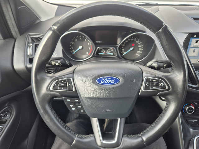 Ford Kuga 1.5 EcoBoost Titanium ,airco,cruise,applecarplay android,navigatie camera,parkeersensoren,trekhaak,