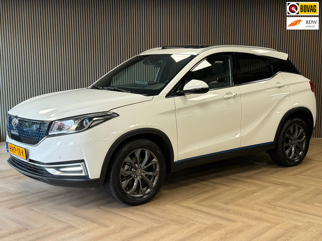 seres-3-52kwh-aut.-panoramadak-camera-360-keyless-20.655km