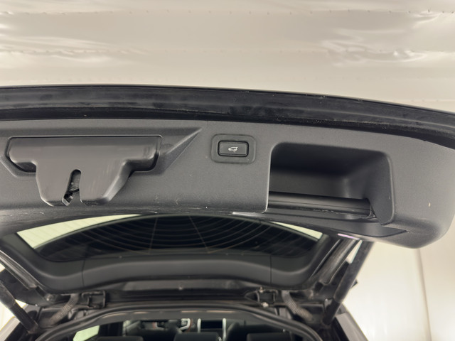 Land Rover Discovery Sport P300e 1.5 R-Dynamic Sportpack HSE AWD (INCL-BTW) *PANO | LUXURY-LEATHER | MERIDIAN-AUDIO | FULL-LED | MEMORY-PACK | DIGI-COCKPIT